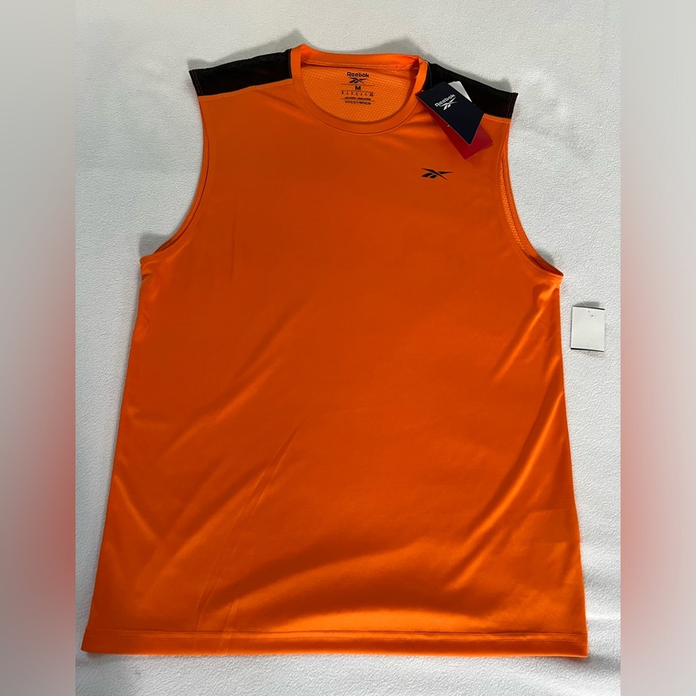 🆕Reebok Mens WOR SLVLS TECH Tank Top GD3060 HIVIOR COLOR ORANGE SIZE MEDIUM NWT